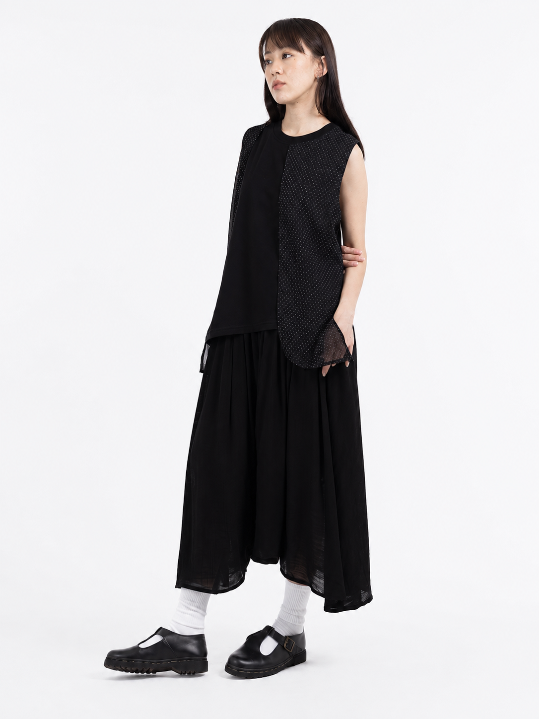 Atasan Wanita Hitam Polkadot Sleeveless Asymmetric - Slowday - Elatedbyher - Image 5