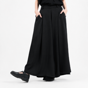 Alternative view of Celana Kulot Panjang Hitam Wanita - Haka - Elatedbyher