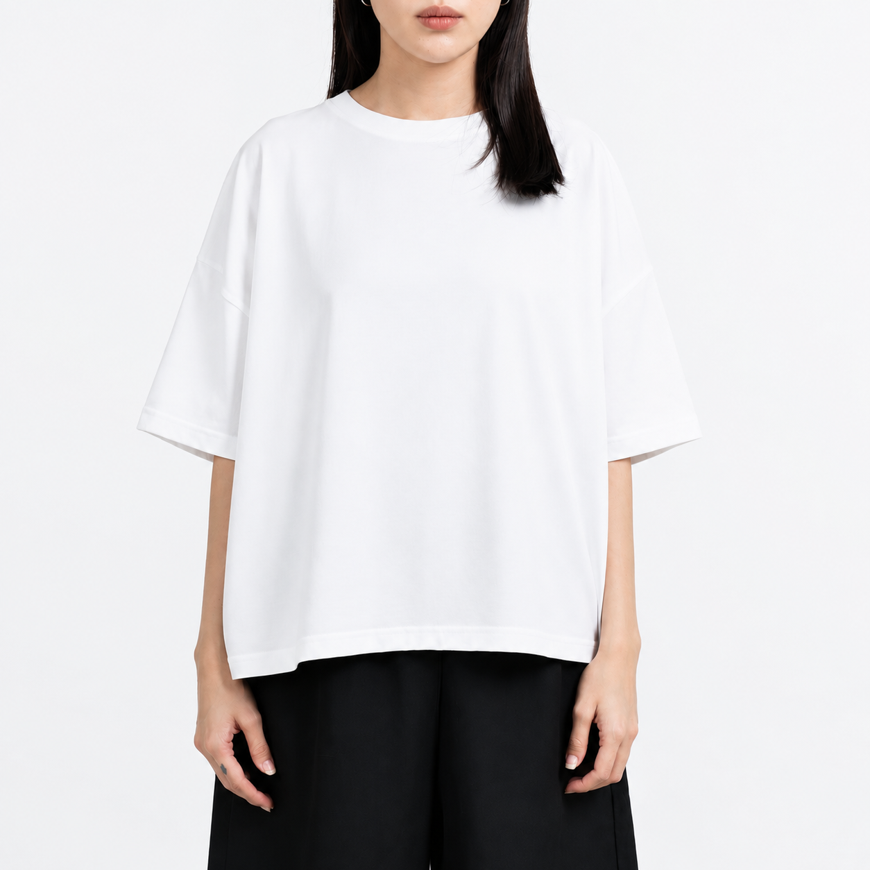 Atasan Wanita Basic dengan Zipper Hitam dan Putih - Euno - Basic Tops With Zipper Black and White - Image 4